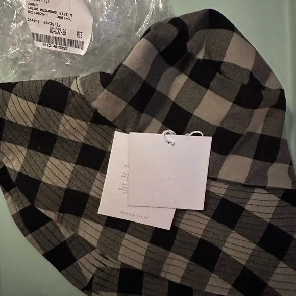 Janessa Leone | Accessories | Janessa Leone Darcy Bucket Hat  display picture 3